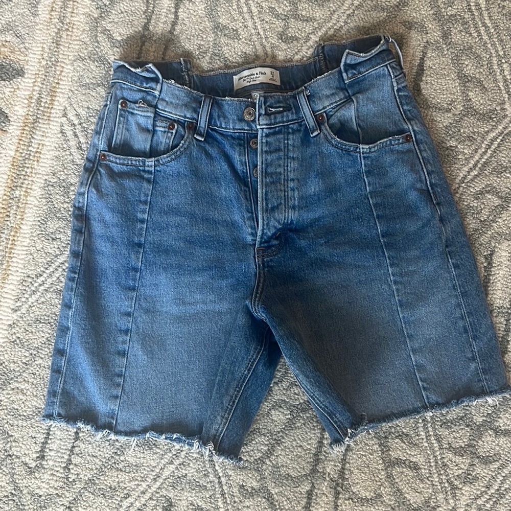 Abercrombie & Fitch Curve Love Dad Shorts - High Waisted Denim